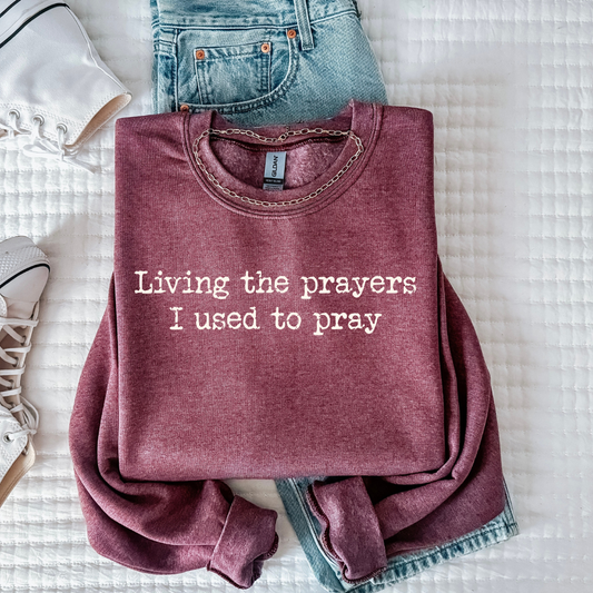 Living Prayer Graphic Tee/Sweatshirt -heather maroon
