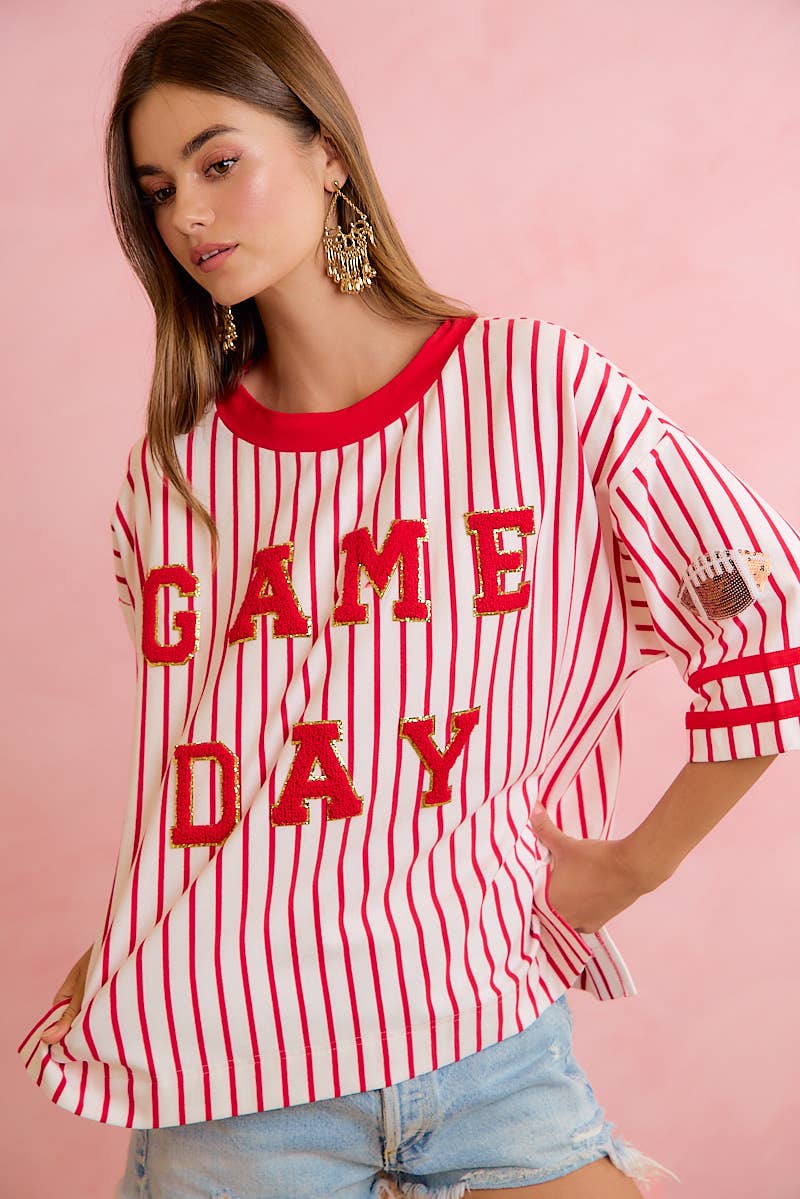 GAMEDAY THEME STRIPE KNIT TOP WITH SLEEVE PATCHED