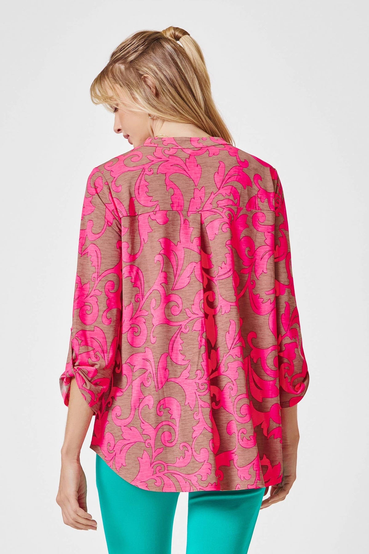 3/4 Sleeve LIZZY MEDALLION Wrinkle Free Blouse